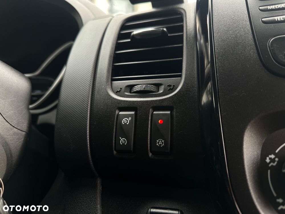 Opel Vivaro - 23