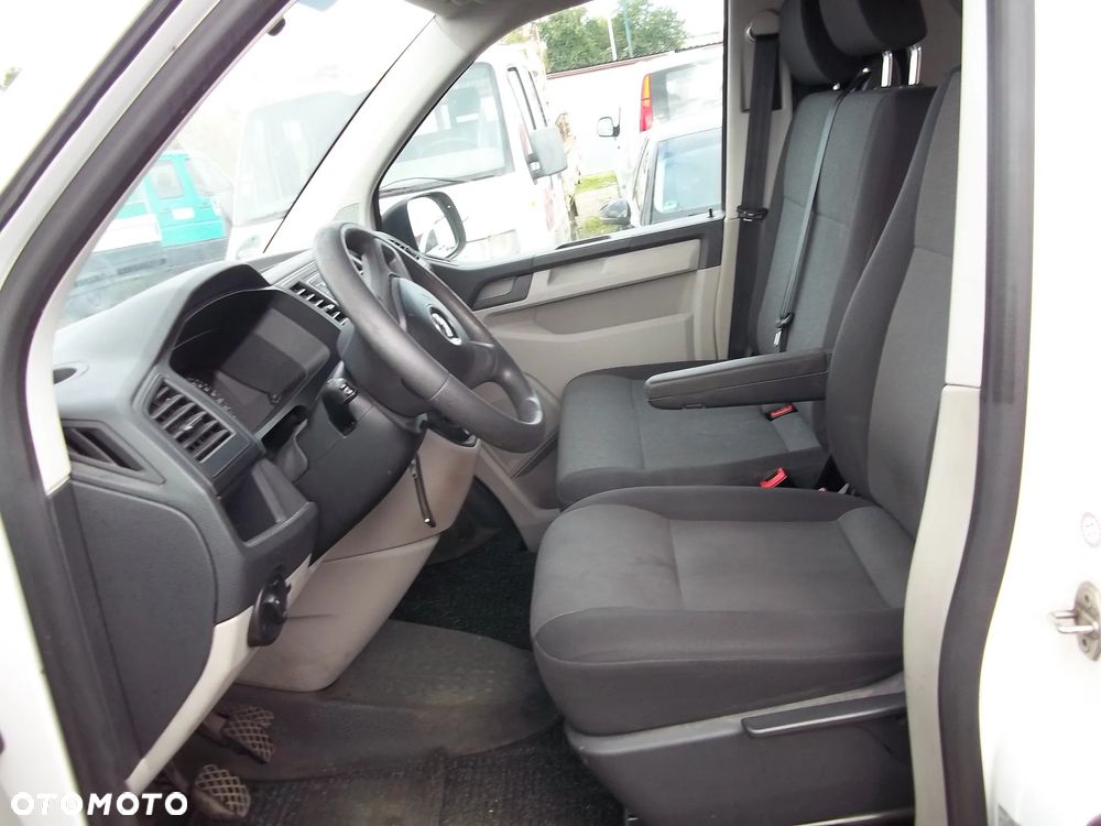 Volkswagen transporter T6 - 14