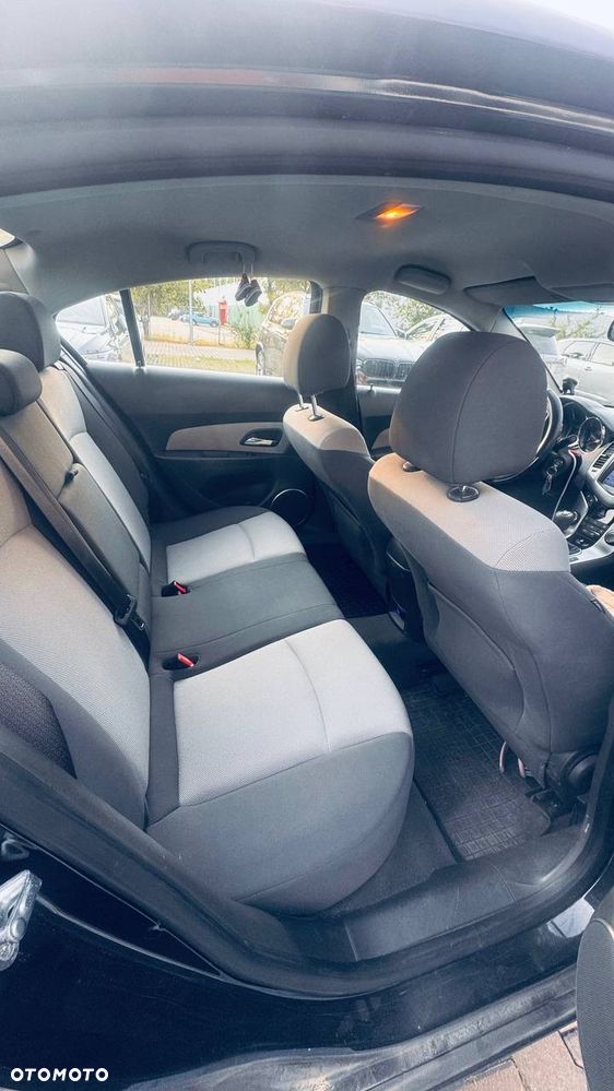 Chevrolet Cruze 1.8 LT - 7