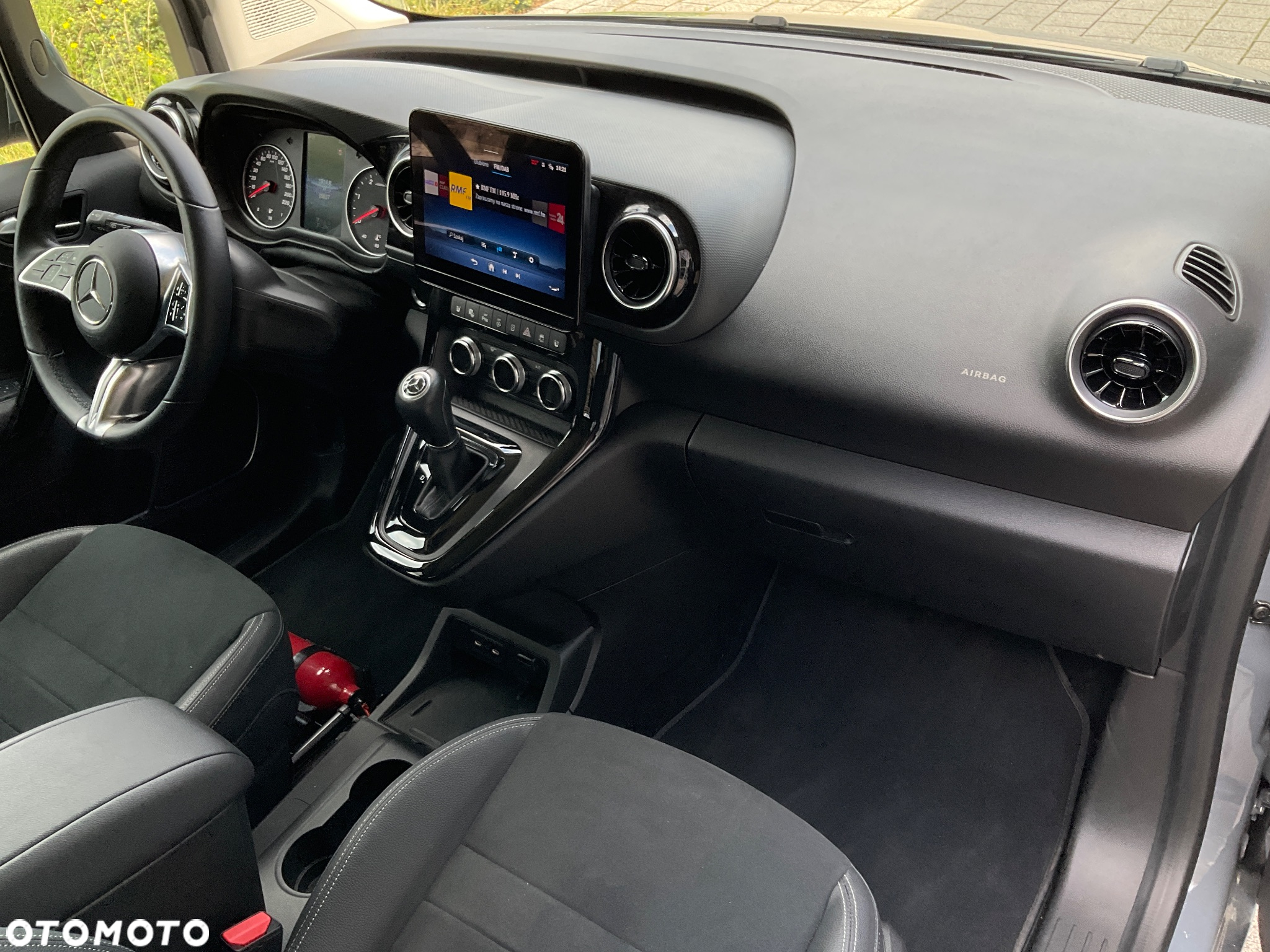 Mercedes-Benz Klasa T 180 d Style - 13