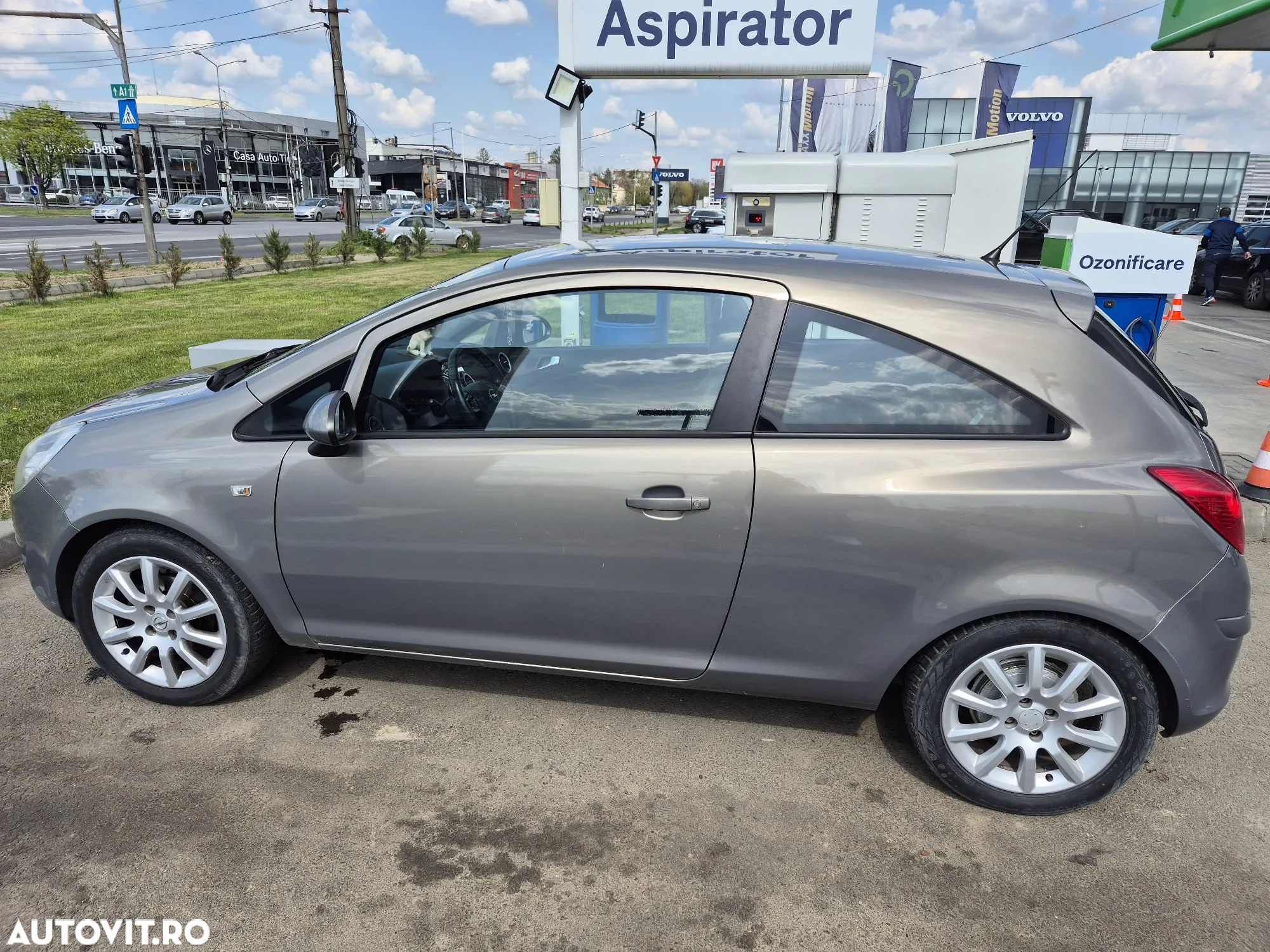 Opel Corsa - 2