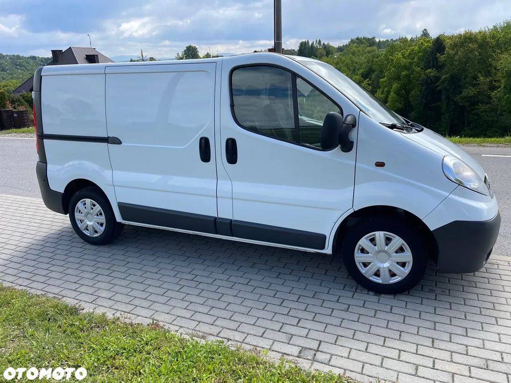 Opel Vivaro - 17