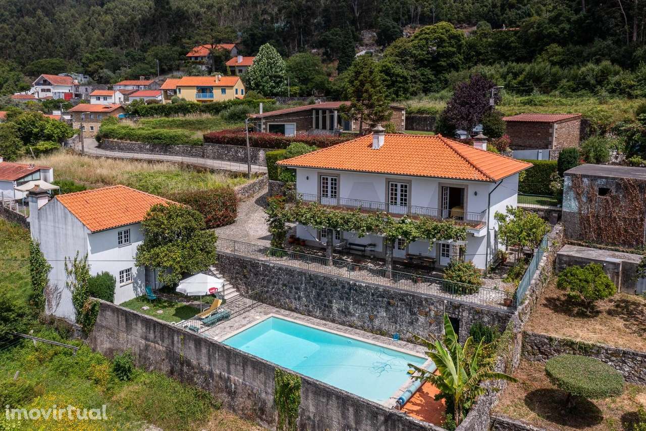 Moradia T4 com vista mar em Moledo - Grande imagem: 2/49