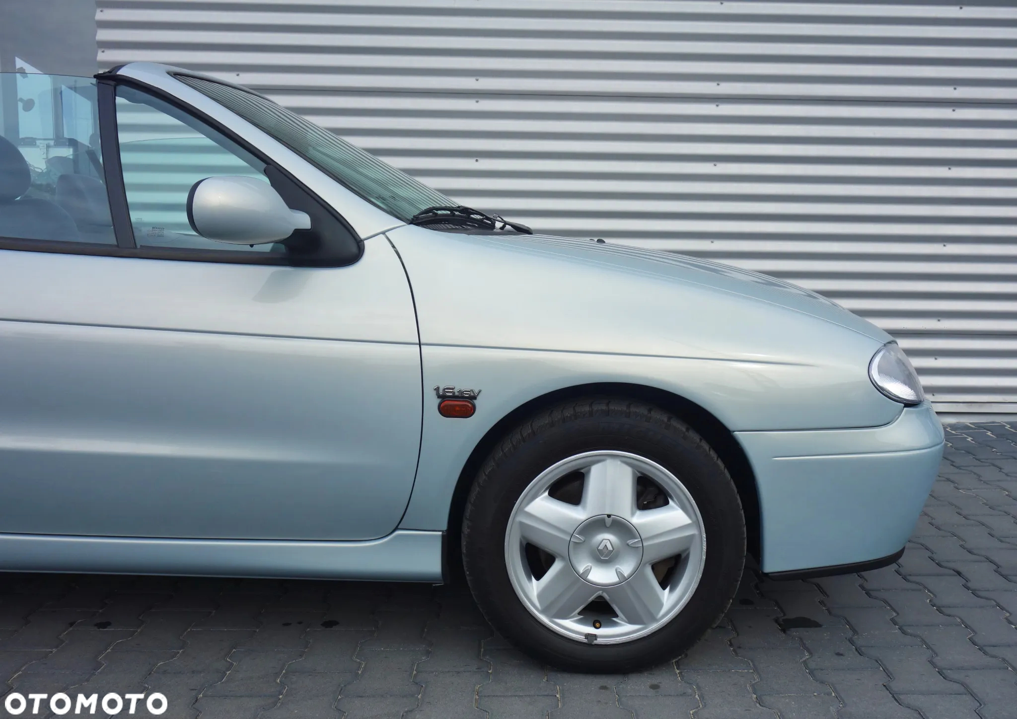 Renault Megane Cabrio 1.6 - 10