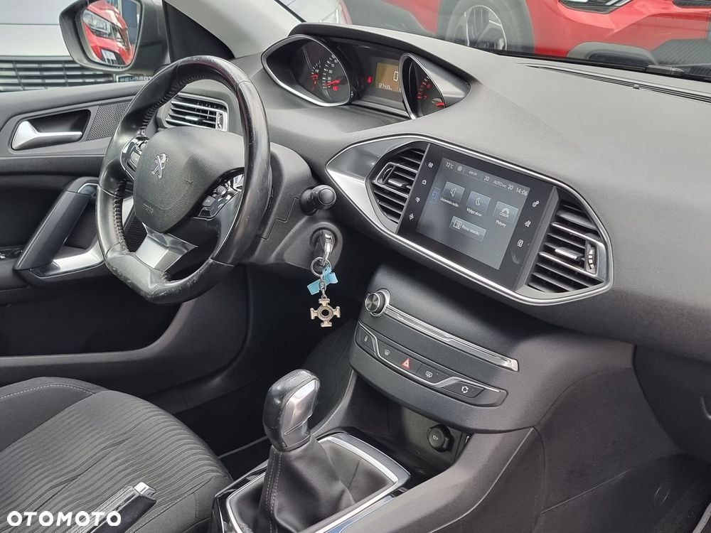 Peugeot 308 1.2 PureTech Active S&S - 17