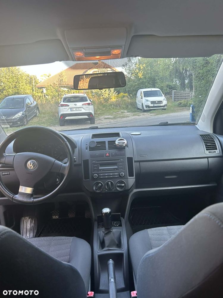 Volkswagen Polo 1.2 Tour - 10