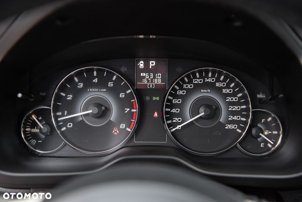 Subaru Legacy 2.5i GT - 21