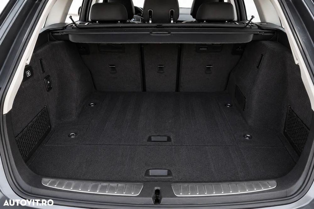 BMW Seria 3 - 34