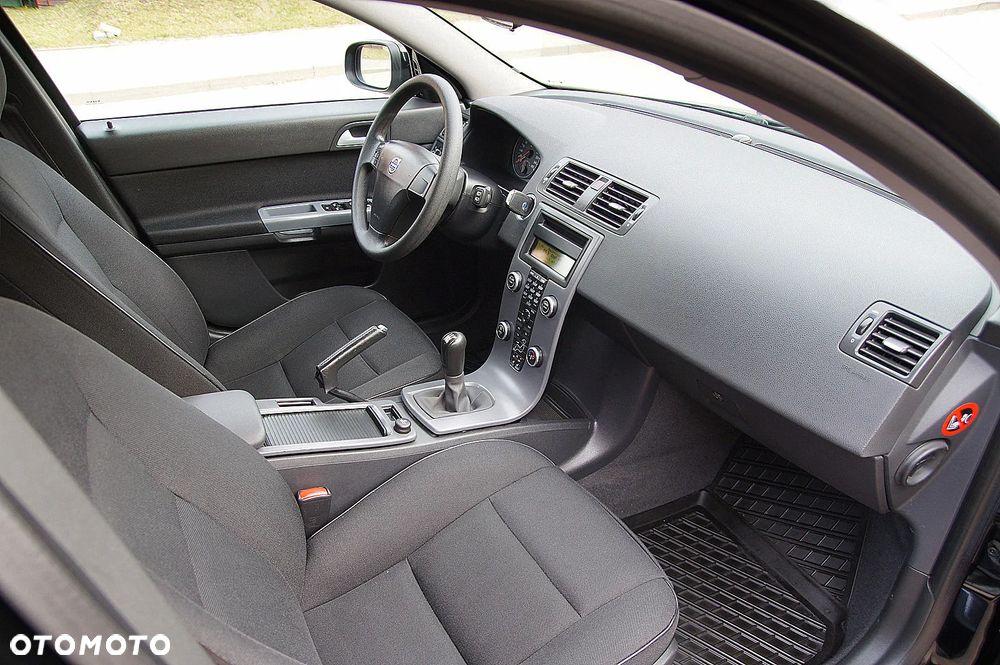 Volvo V50 1.6D DPF Momentum - 16