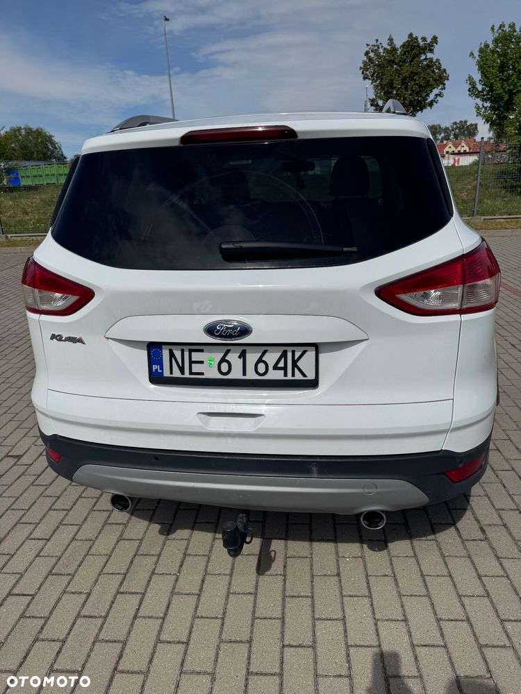 Ford Kuga 2.0 TDCi 2x4 Titanium - 16
