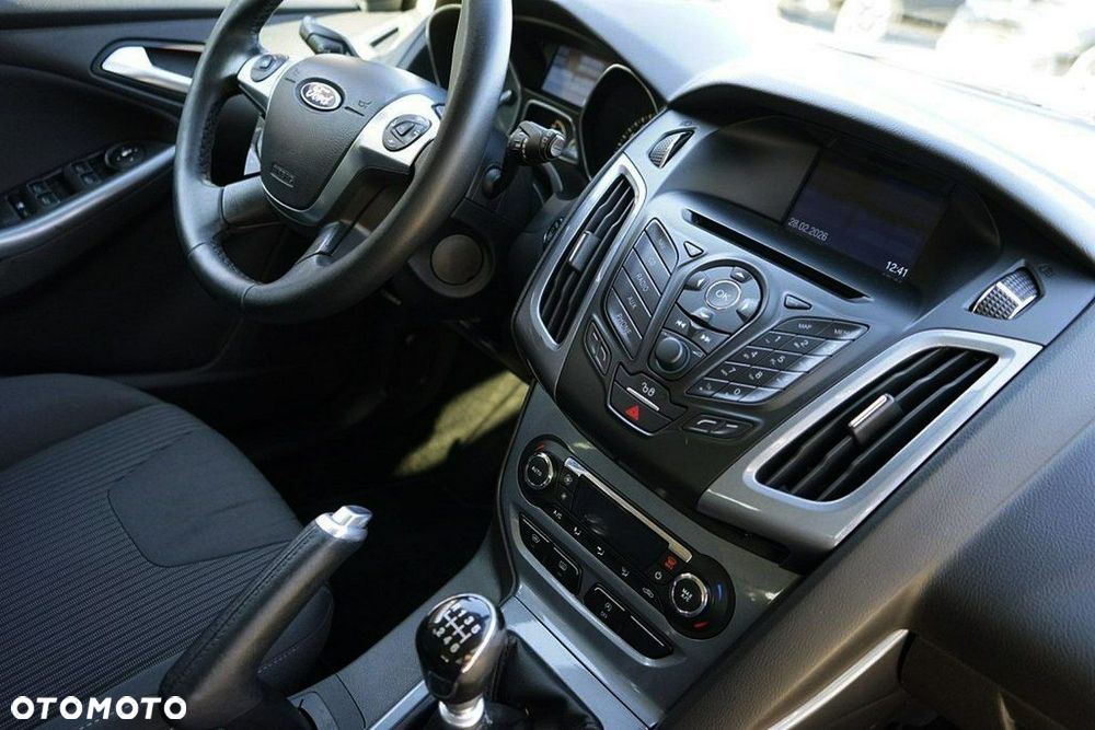 Ford Focus - 24