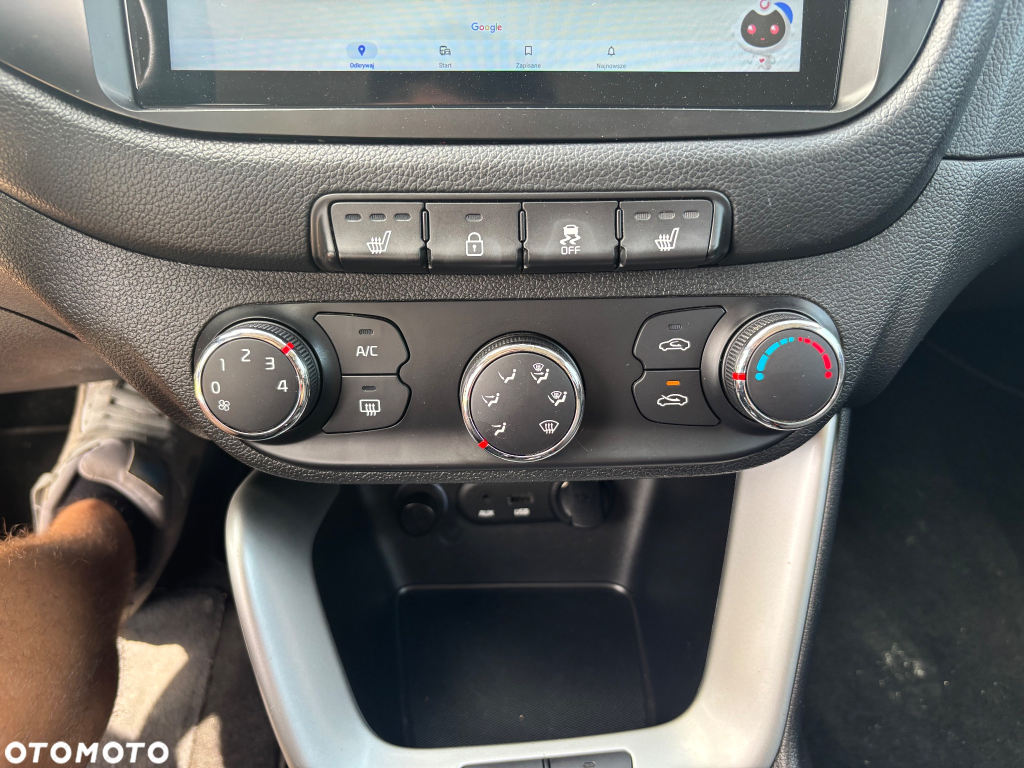 Kia Ceed 1.4 CVVT SW Dream-Team Edition - 22