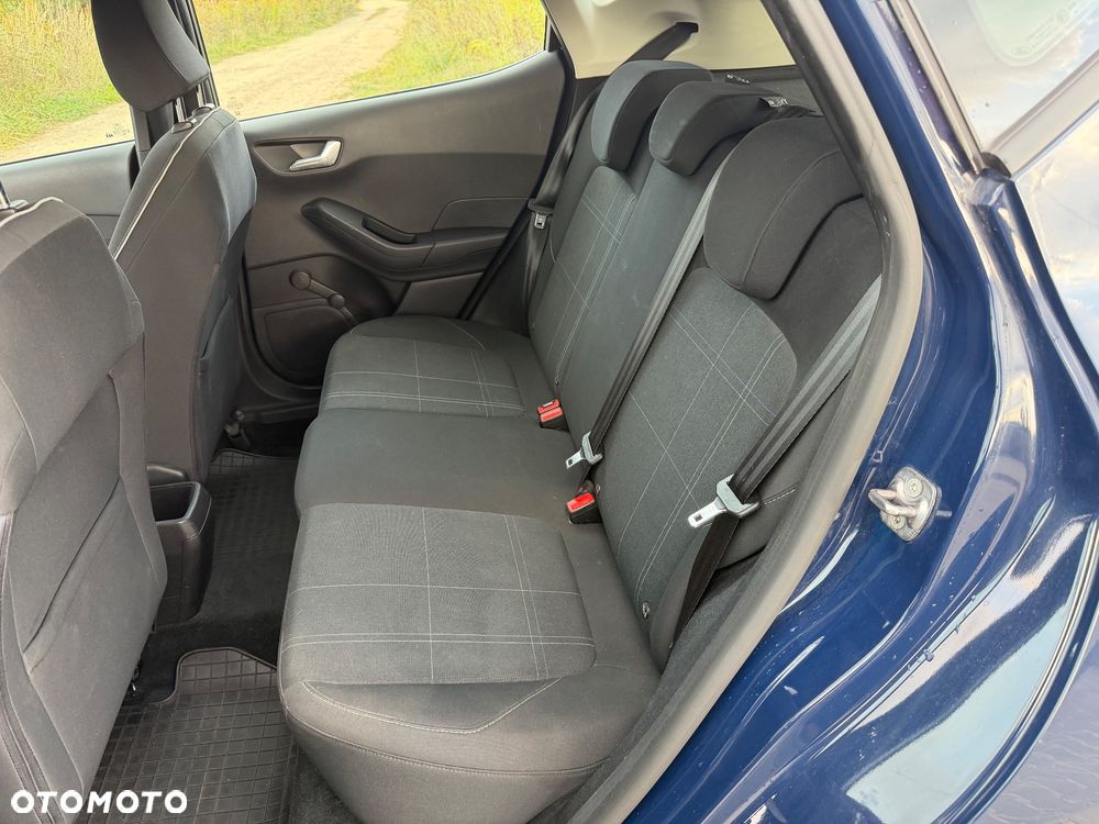 Ford Fiesta - 23