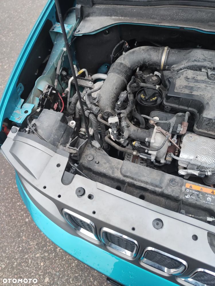 Jeep Renegade - 16