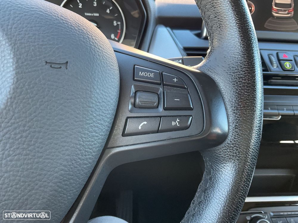 BMW 216 Active Tourer d - 38