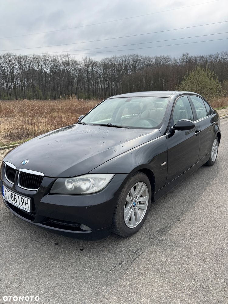 BMW Seria 3 318d - 1