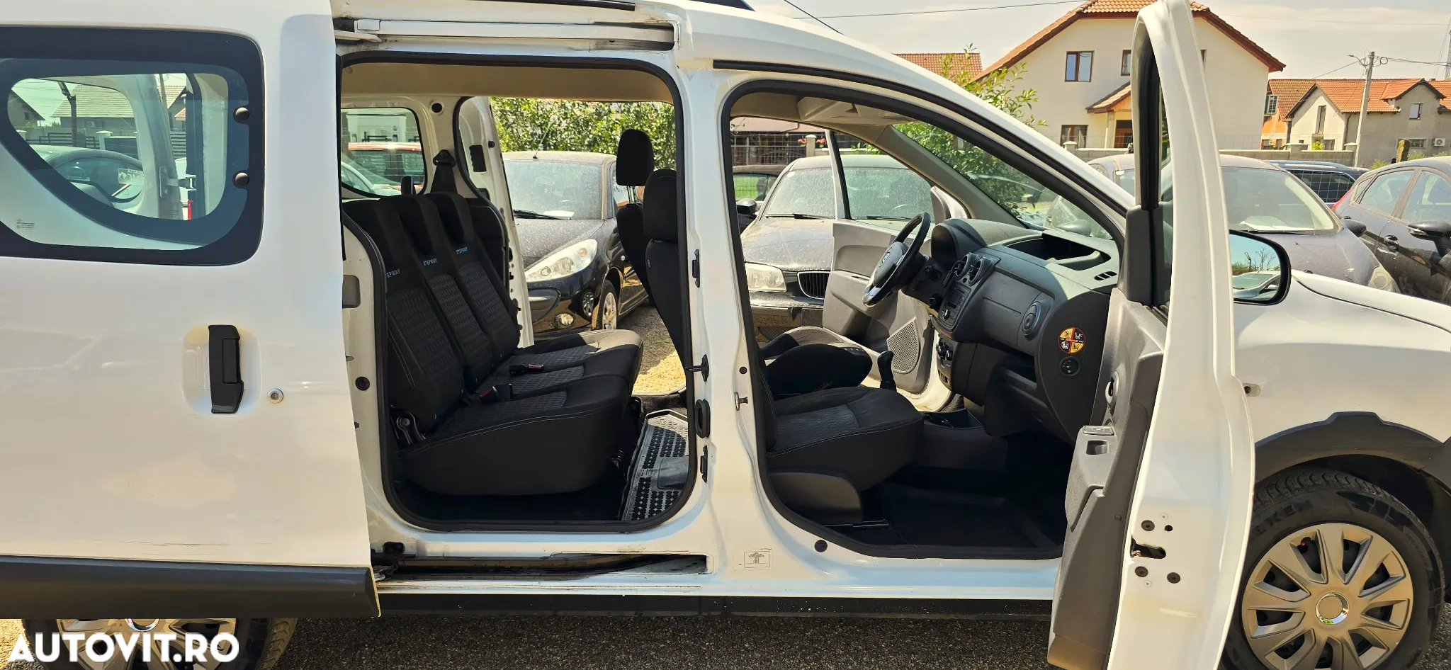 Dacia Dokker 1.5 dCi 90 CP Stepway - 10