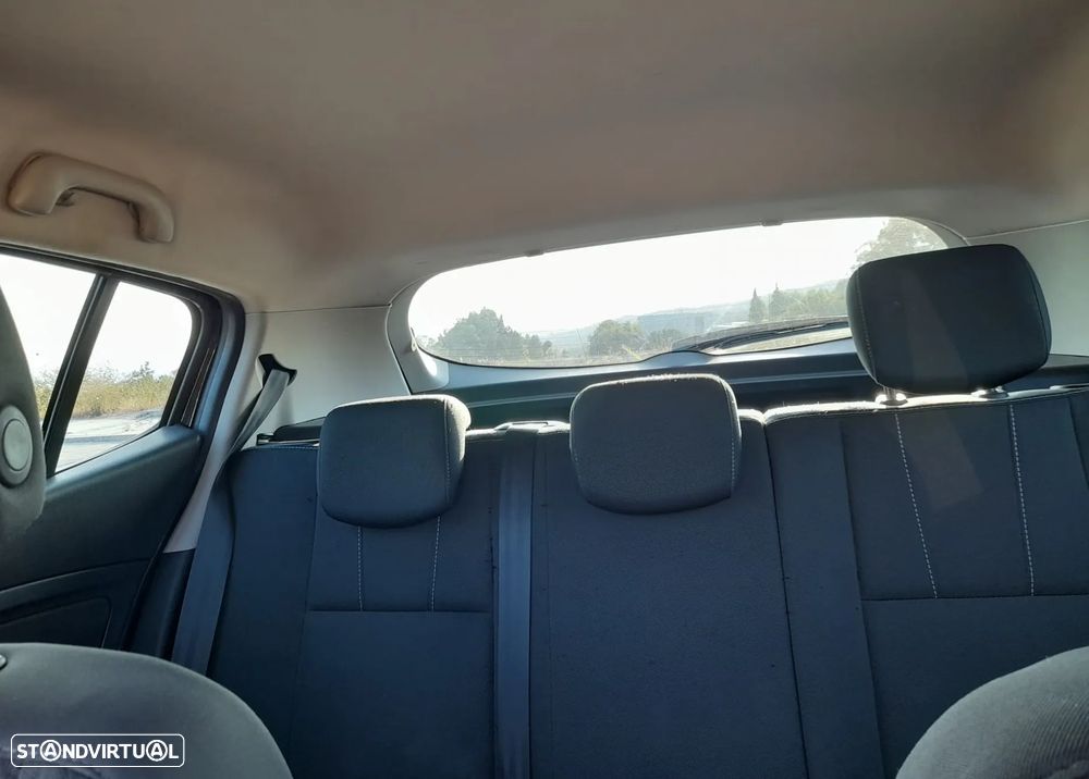 Renault Mégane 1.5 dCi Dynamique S - 15