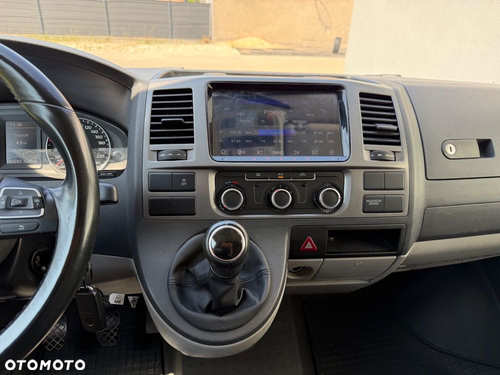 Volkswagen Transporter - 12
