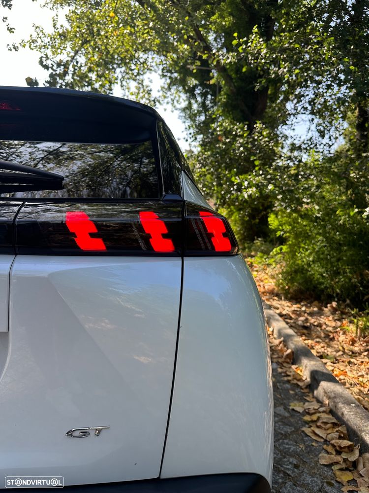 Peugeot e-2008 GT Pack - 11