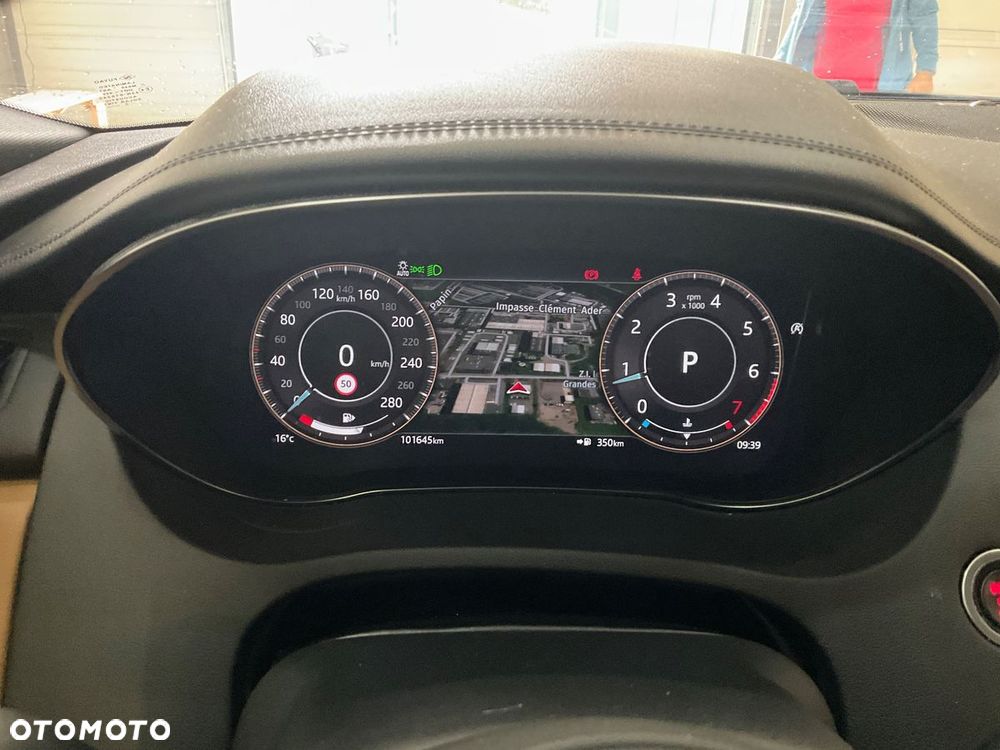 Jaguar E-Pace P200 AWD R-Dynamic - 7