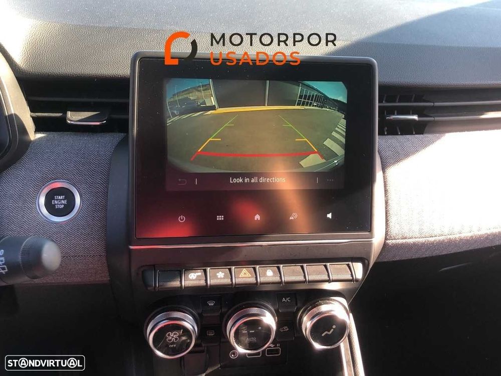 Renault Clio 1.0 TCe Techno — fotografia 16
