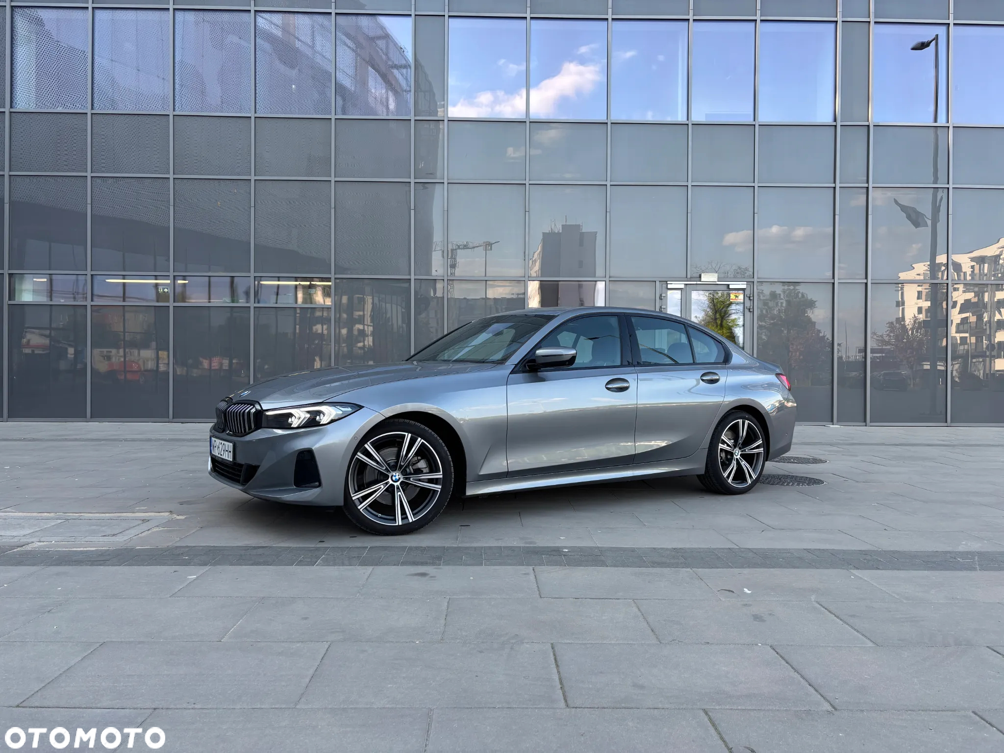 BMW Seria 3 330i - 2