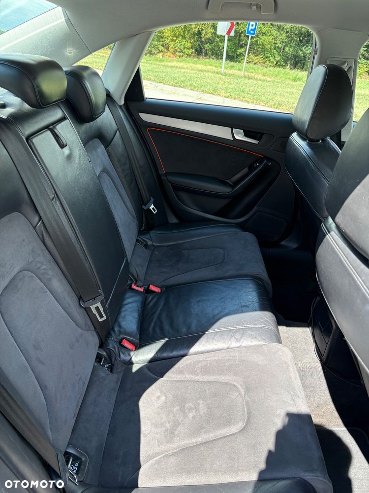 Audi A4 Limousine 2.0 TDI - 12