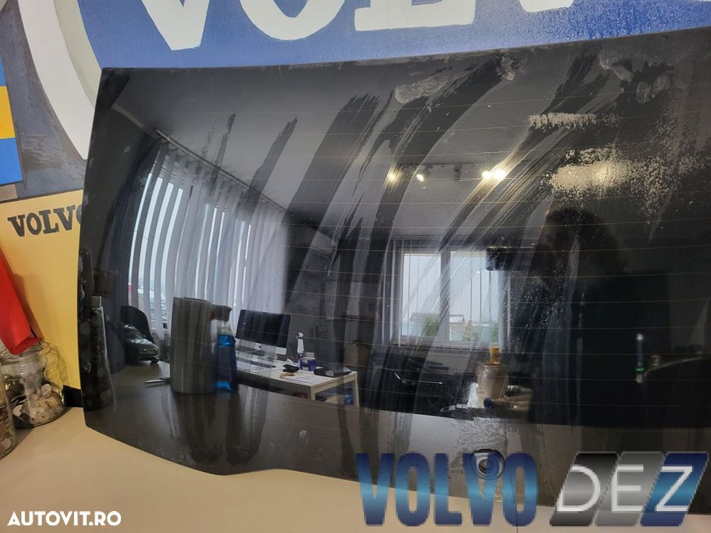 Luneta VOLVO XC90 2015-2022 - 4