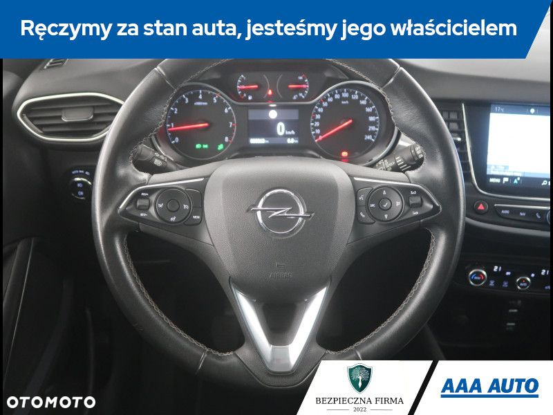 Opel Crossland X - 16