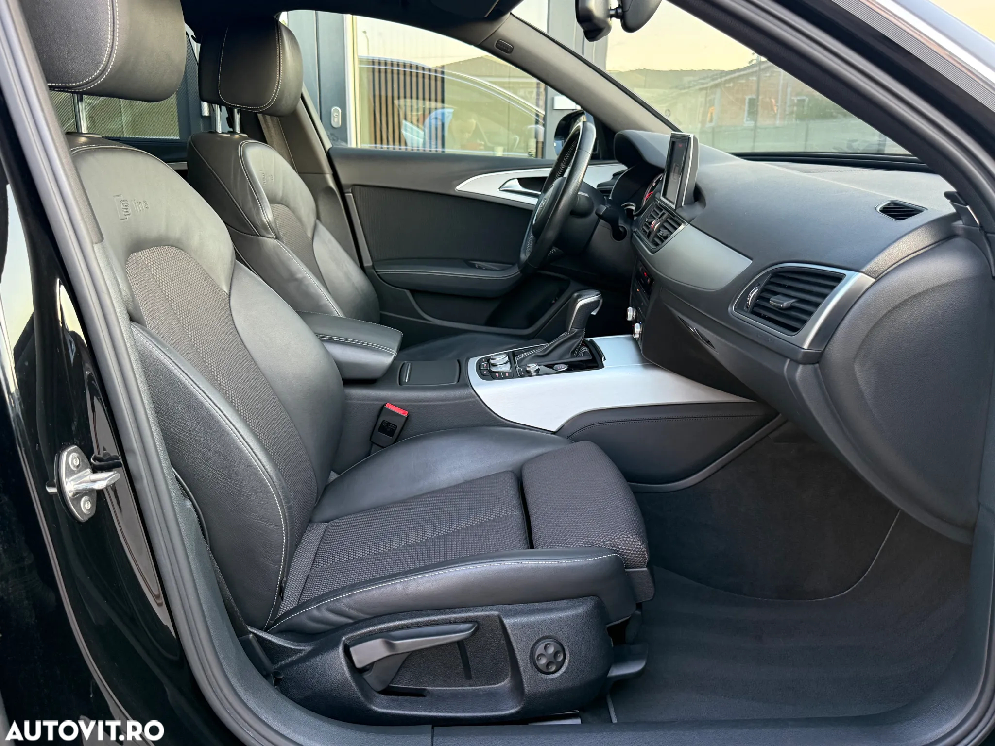 Audi A6 Avant 2.0 TDI Ultra S tronic - 12