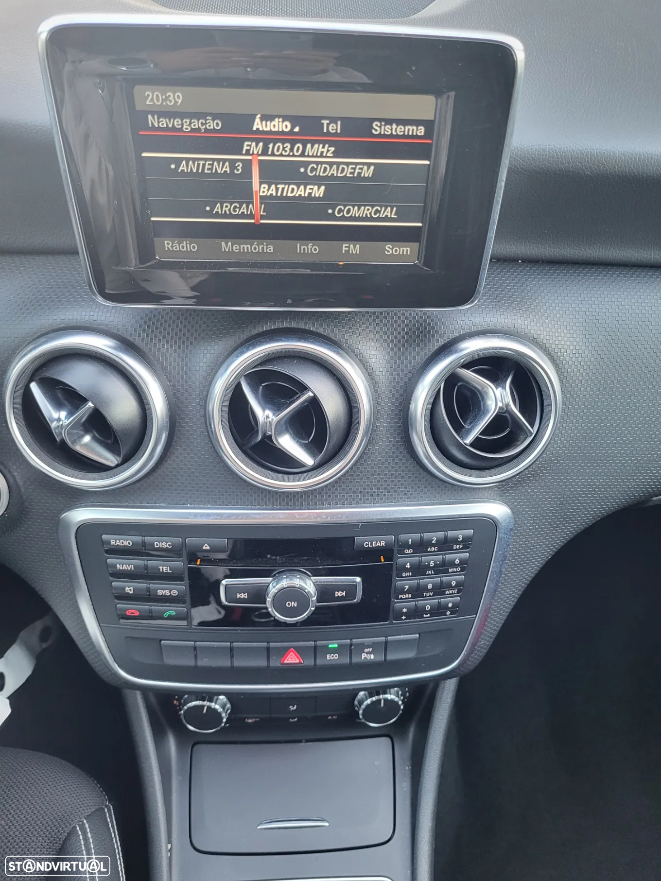 Mercedes-Benz A 200 CDi BE Urban - 36