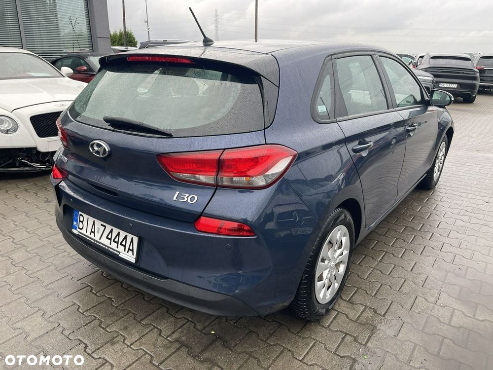 Hyundai i30 blue 1.4 Classic - 8
