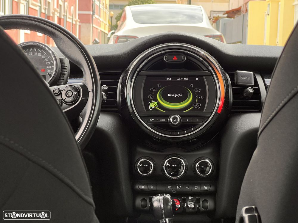 MINI 3 Portas - 4