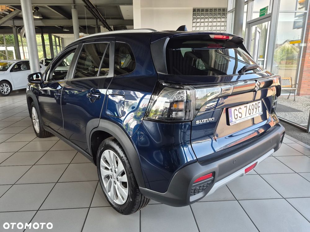 Suzuki S-Cross 1.5 DualJet Hybrid Premium AGS - 4