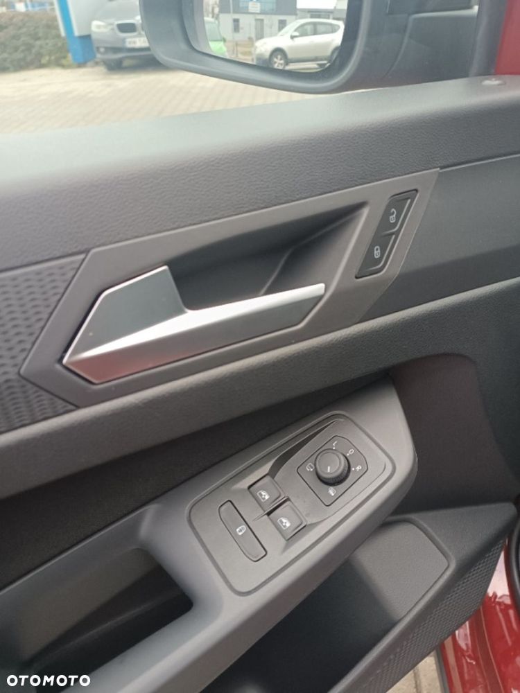 Ford Tourneo Connect Grand - 22