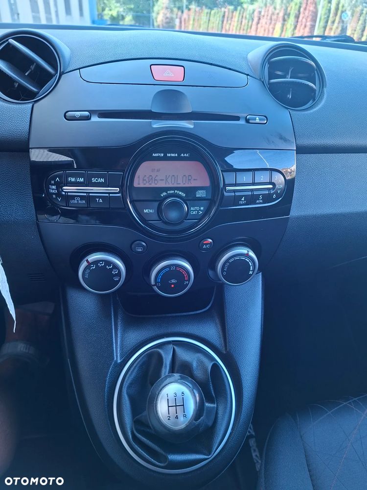 Mazda 2 - 27