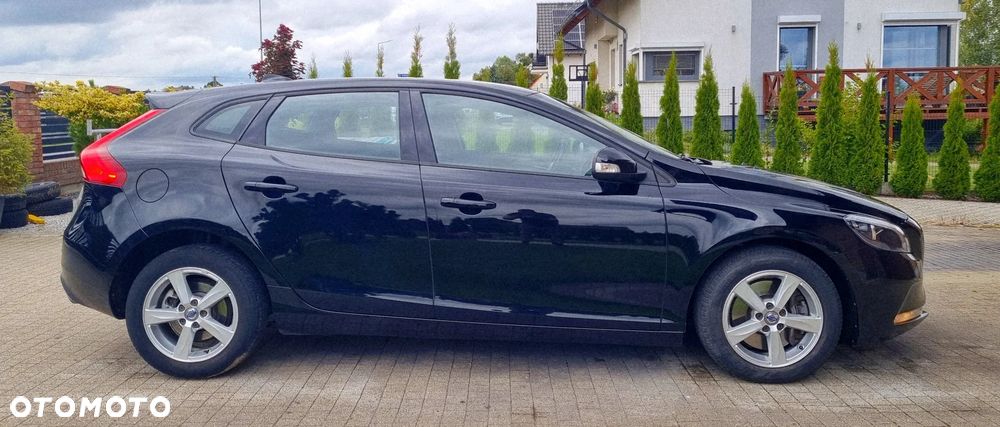 Volvo V40 D3 Geartronic Momentum - 4
