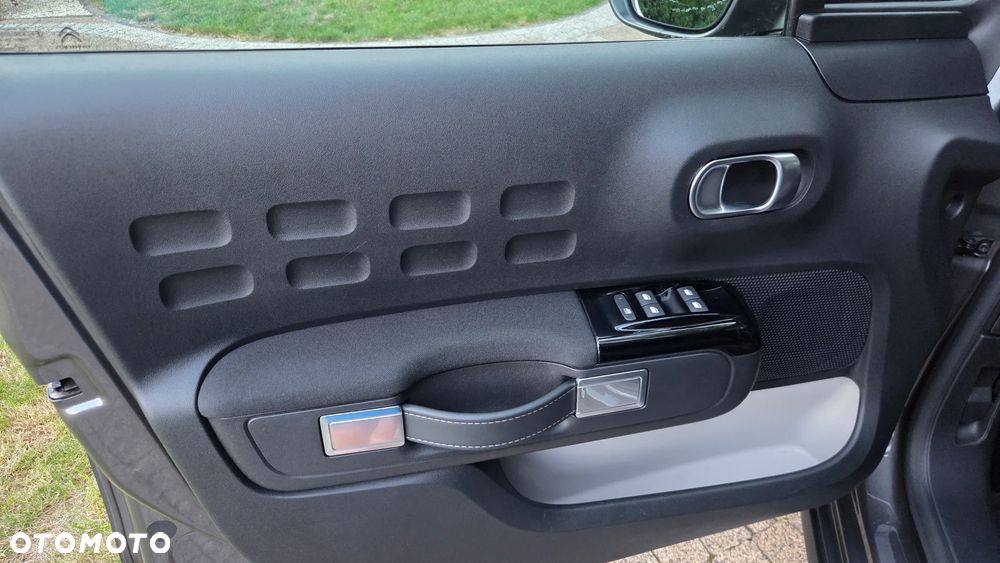Citroën C3 1.2 PureTech Shine - 11