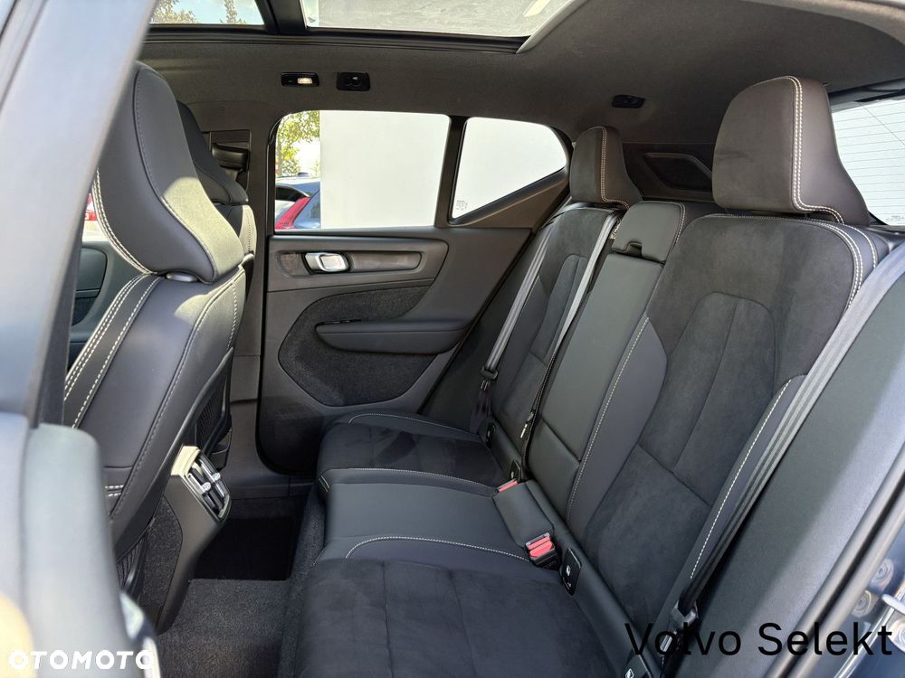 Volvo XC 40 - 24