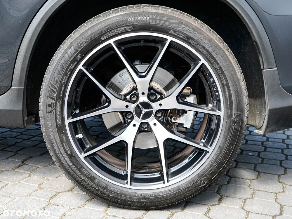 Mercedes-Benz GLC - 10