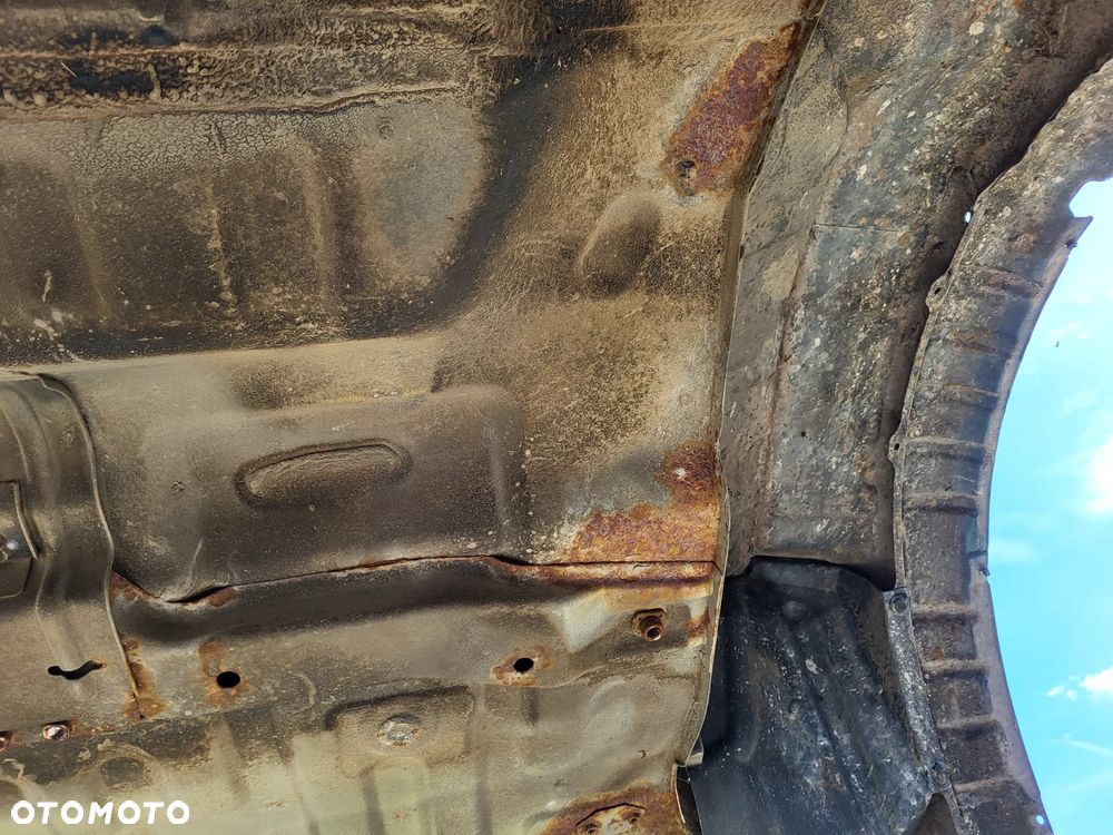 Suzuki Jimny Podłoga Bagażnika Błotnik Pas Tylny - 30
