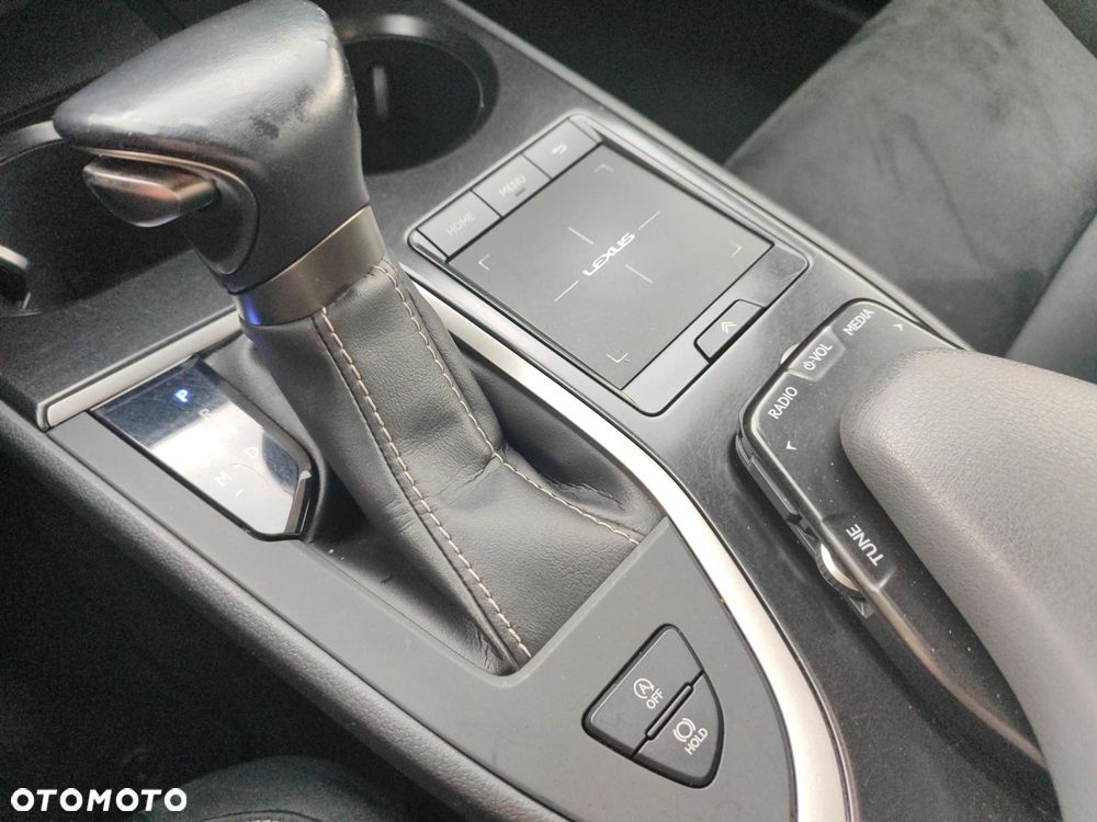 Lexus UX 200 Optimum 2WD - 13