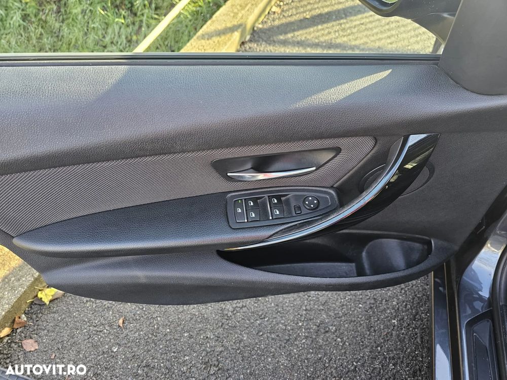 BMW Seria 3 318d Touring Advantage - 6