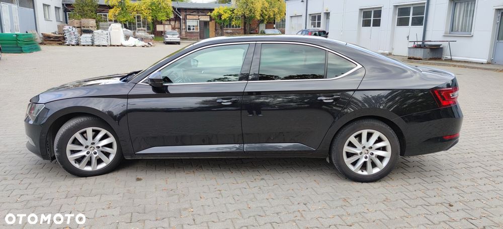 Skoda Superb 2.0 TSI Style DSG - 3