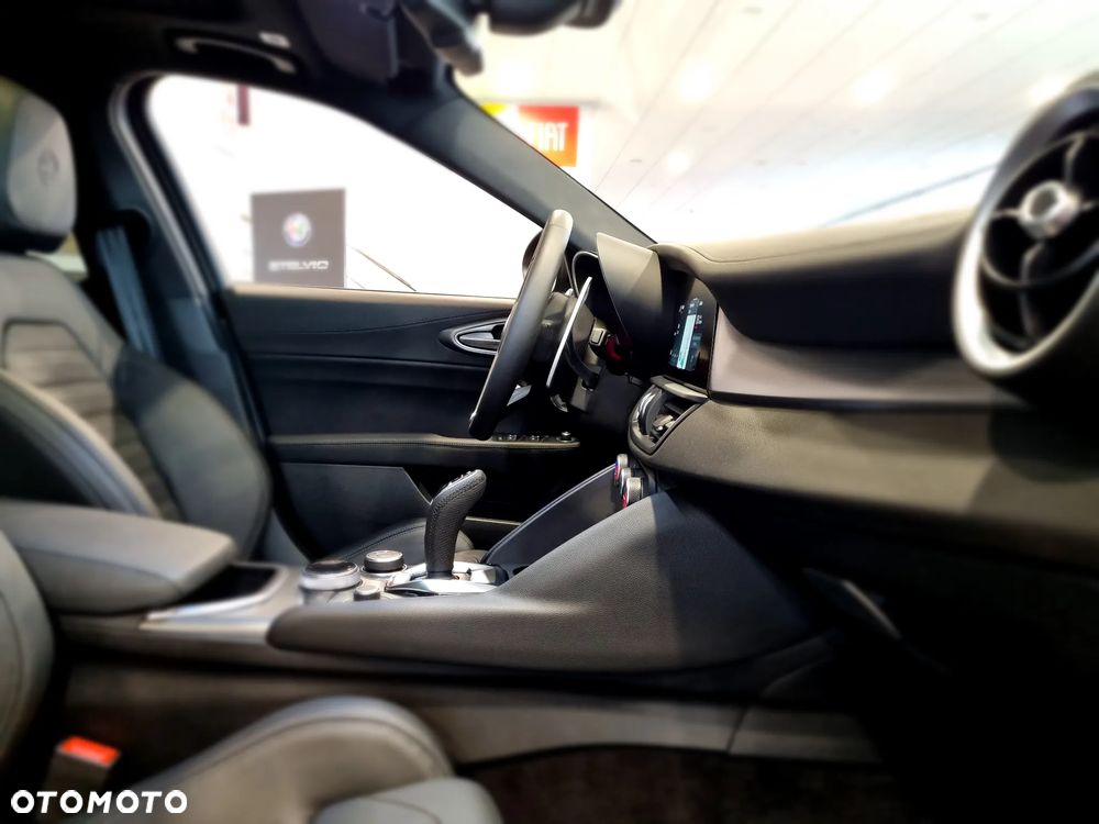 Alfa Romeo Giulia 2.0 Turbo Veloce Q4 - 20