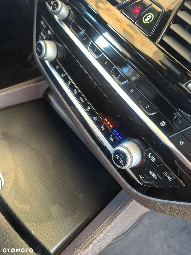 BMW Seria 5 - 11