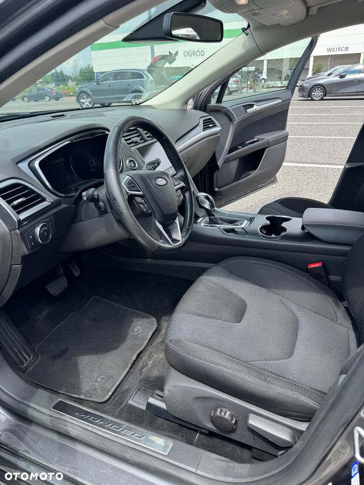 Ford Mondeo 2.0 TDCi Titanium PowerShift - 12