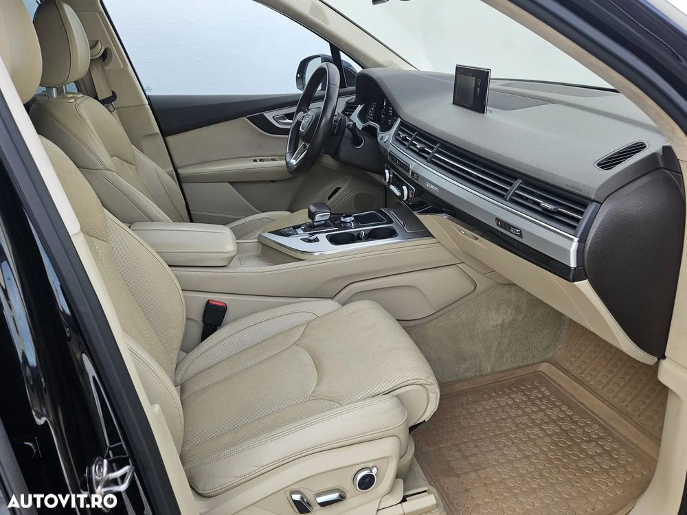 Audi Q7 - 21