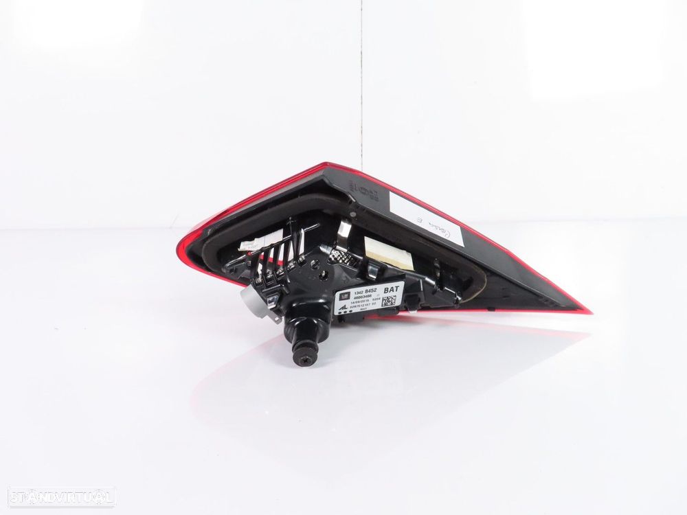 Farolim da mala Direito Usado / Original OPEL CORSA E (X15)/OPEL CORSA E Van (X1... - 2